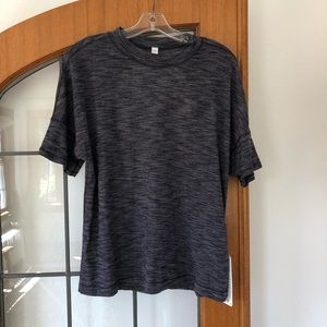 Lululemon Hold and Let Flow Tee 8 new w/tags navy